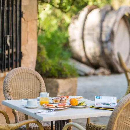 Country house Petit Rural Son Jorda *